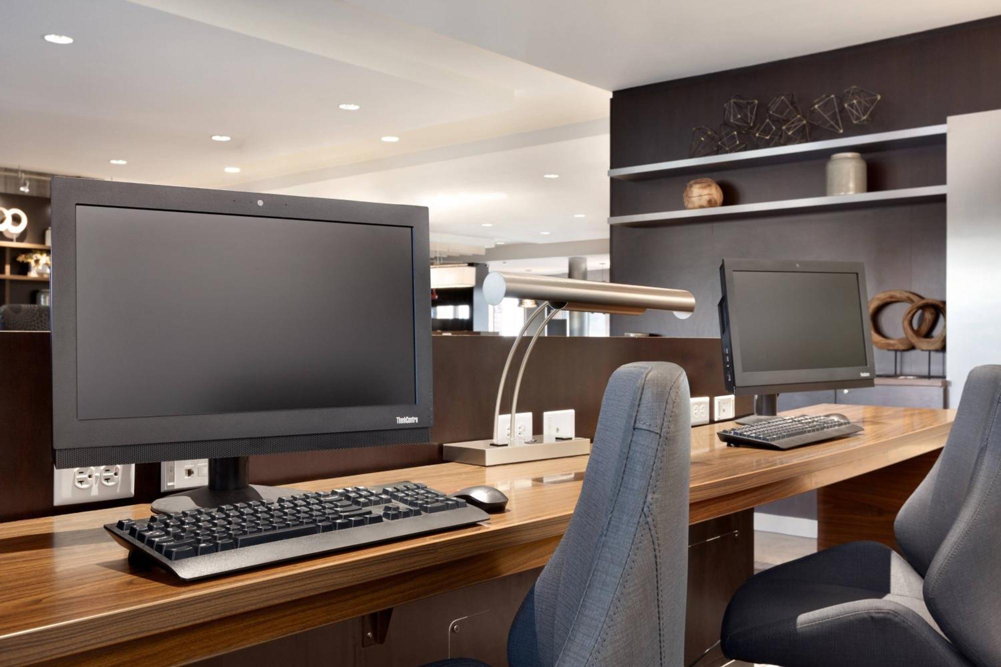 Courtyard By Marriott Boston Dedham/Westwood Hotell Eksteriør bilde